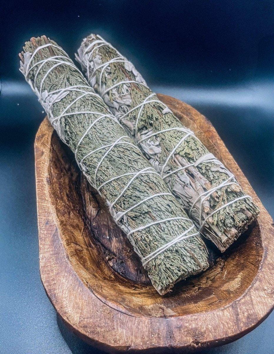 White Sage Cedar Smudge Bundle: Hand-Tied Ritual Smoke Wand